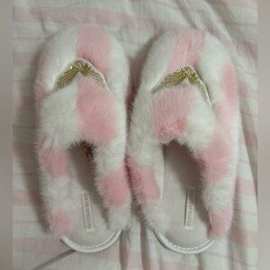 VICTORIA'S SECRET Luxe Plush Closed-Toe Slippers Heritage Stripe